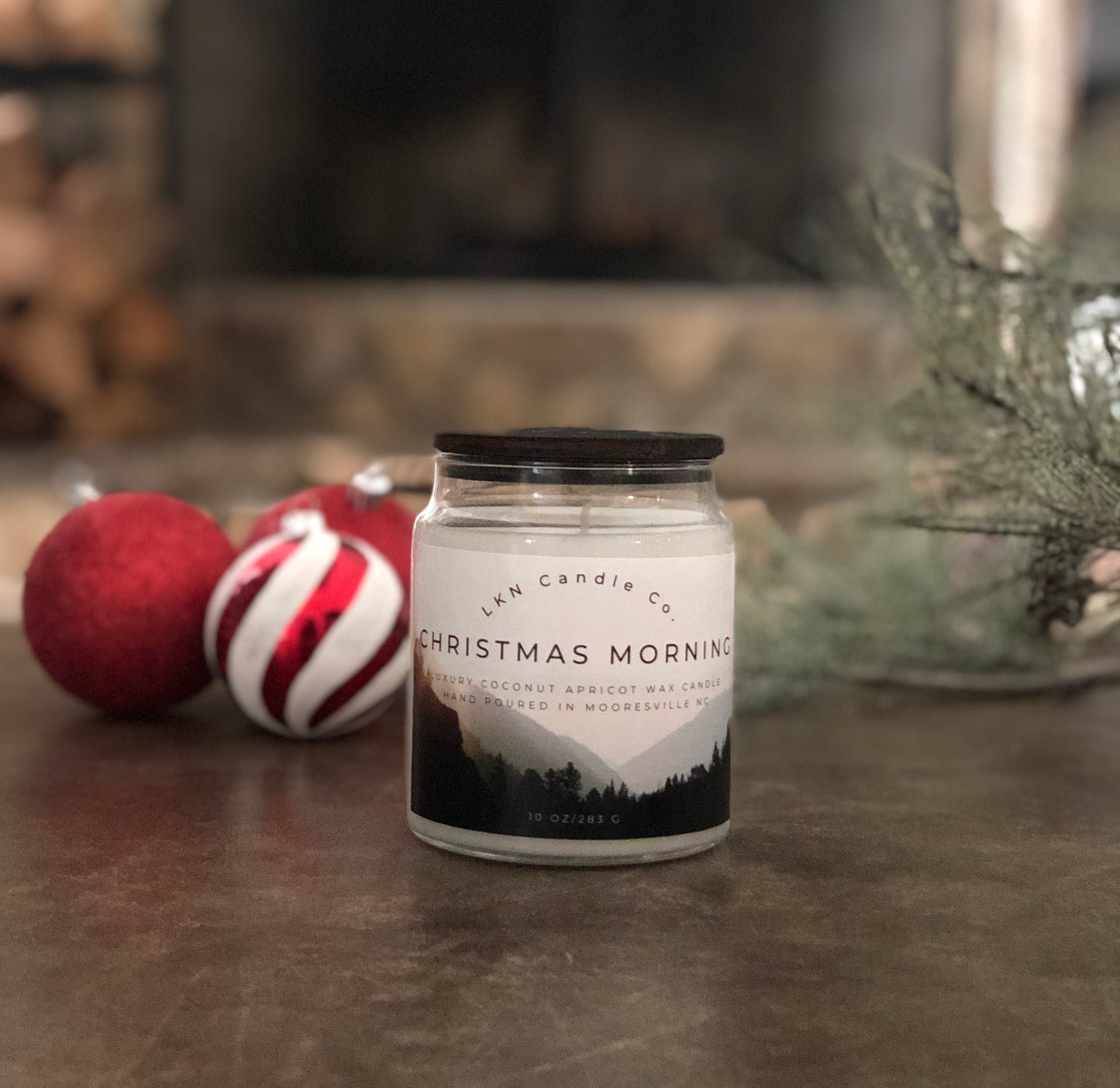 Christmas Morning 10 oz Candle